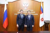 Глеб Никитин провел рабочую встречу с Михаилом Мурашко