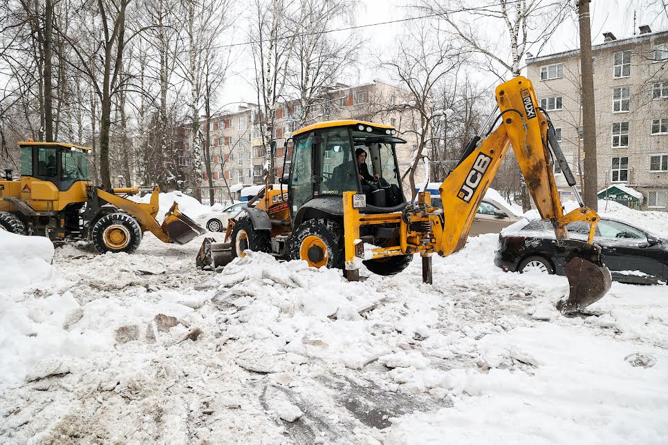 Сотрудники АТИ провели рейд по нарушителям, препятствующим уборке снега в Советском районе
