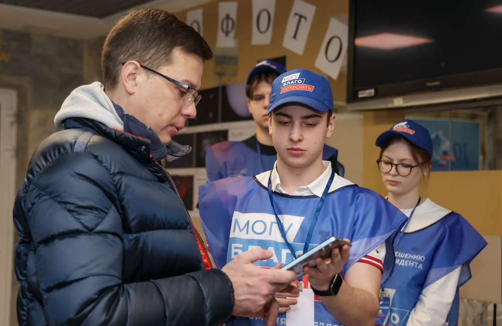 Юрий Шалабаев проголосовал за благоустройство территории в Нижнем Новгороде