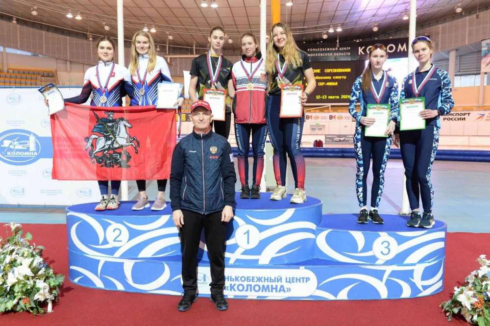 Нижегородцы завоевали 14 наград на Кубке России по конькобежному спорту