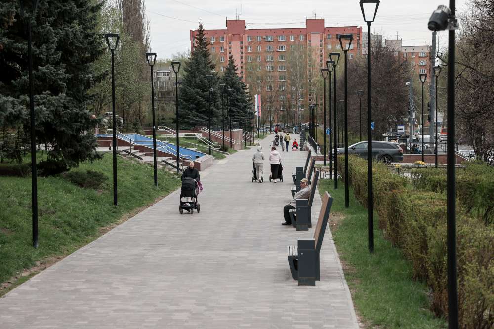 Состояние благоустроенных территорий по проекту ФКГС проверили в Нижнем Новгороде