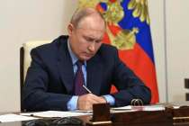 Владимир Путин поручил кабмину скорректировать нацпроекты и представить 11 новых