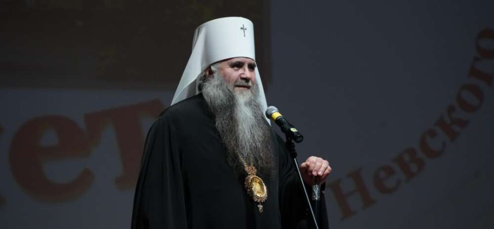 Митрополит Георгий поздравил с 10-летием Александро-Невскую православную гимназию