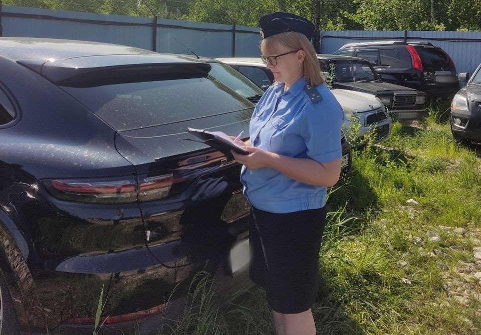 Конфискованный в Нижегородской области Porsche Cayenne передали в зону СВО