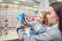 Ученые ННГУ создали катализаторы для зеленой химии и фармацевтики