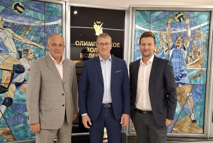 Руководство волейбольных команд Горький и Спарта получило поддержку от ВФВ