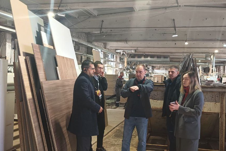 На 11% увеличится выработка у нижегородской мебельной компании благодаря федпроекту