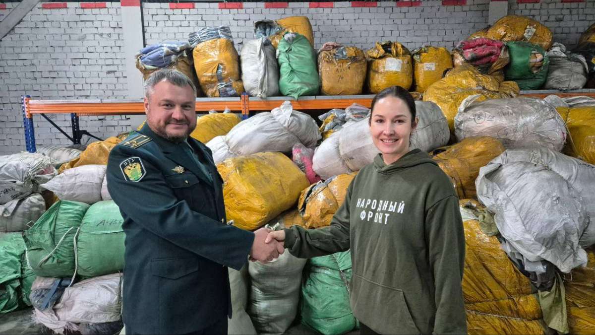 Приволжские таможенники направили жителям ДНР 40 тонн гуманитарной помощи