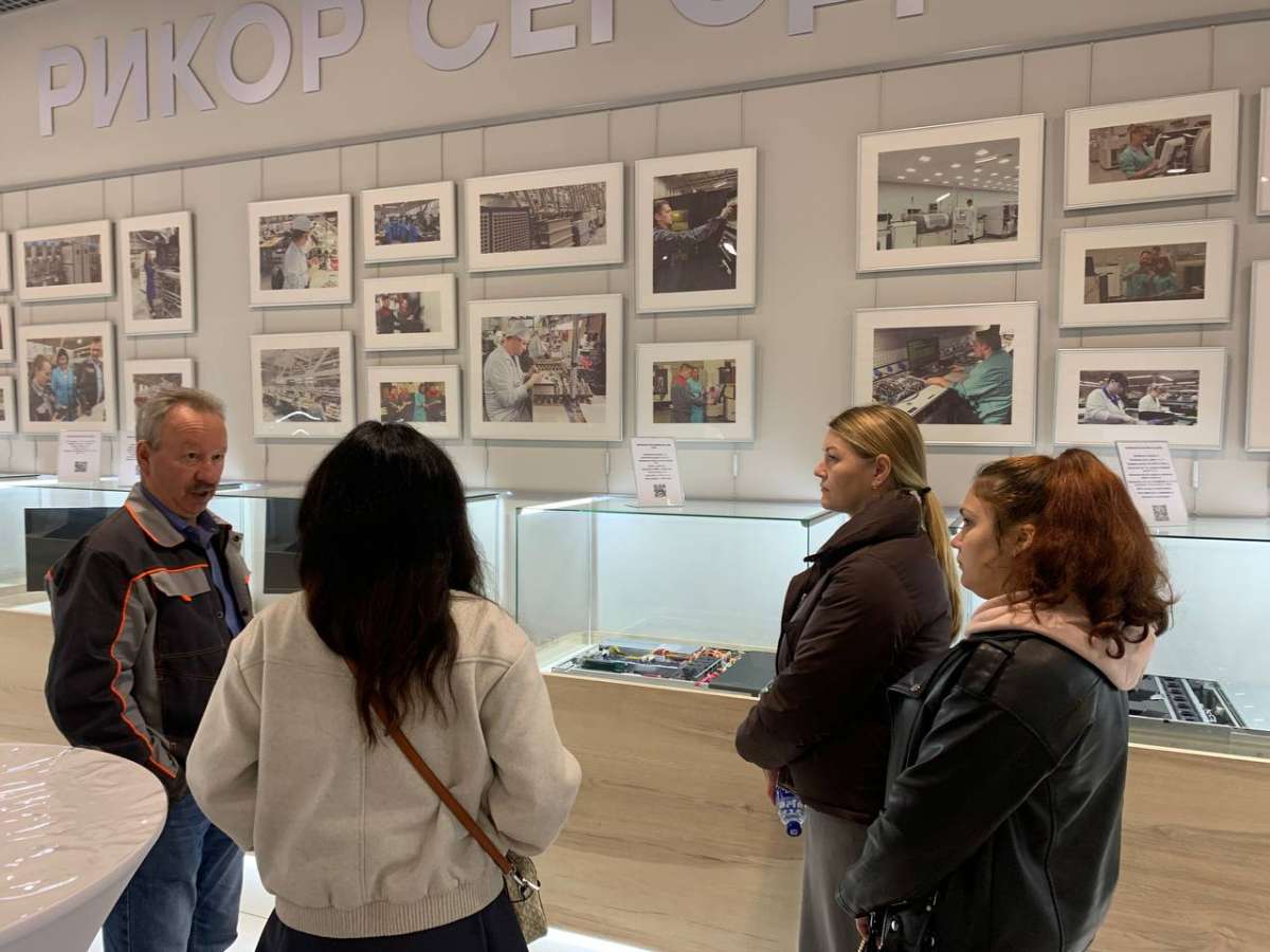 30 участников проекта 