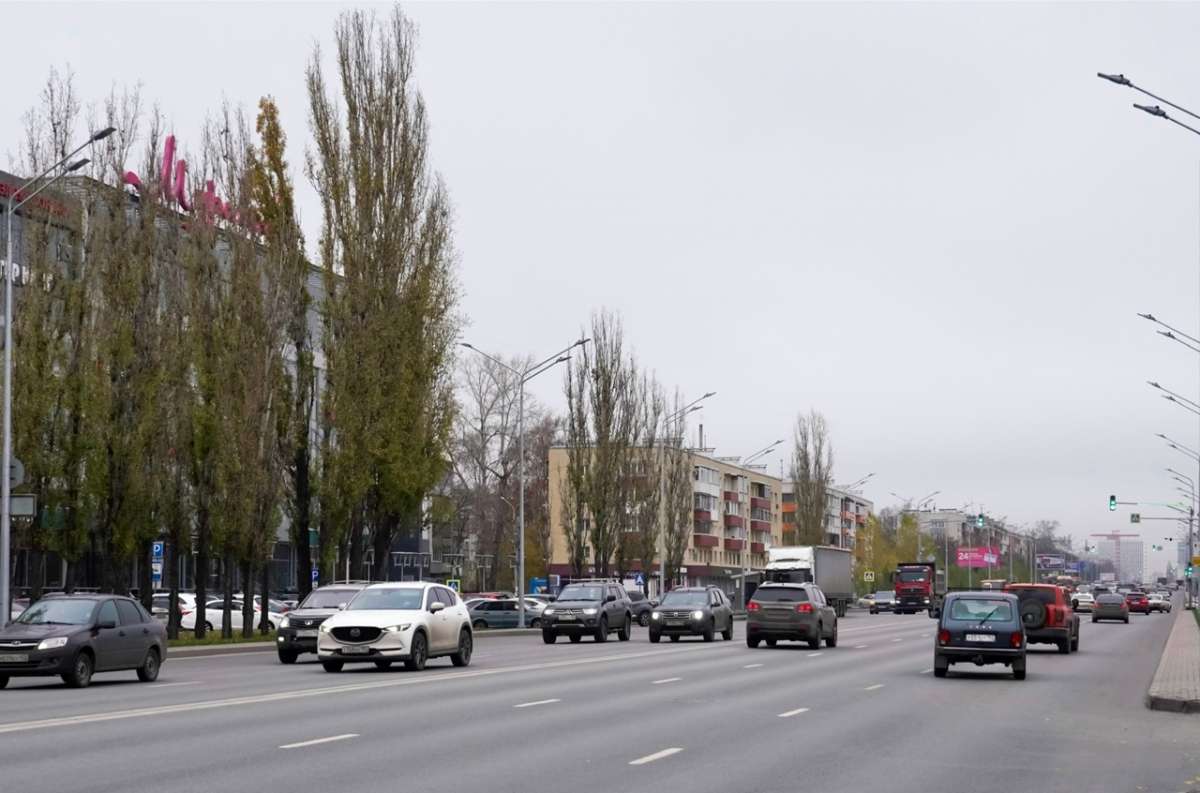 Еще один участок проспекта Ленина избавили от проводов в Нижнем Новгороде