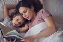 Главное слово в каждой судьбе: Ростелеком, Литрес и Читай-город назвали черты идеальной мамы