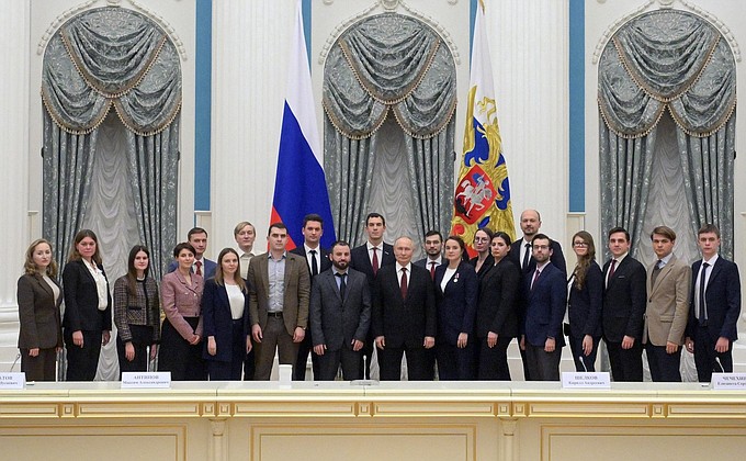 Владимир Путин пошутил о названии кафедры нижегородского вуза 