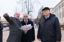 Люлин проверил благоустройство общественных пространств в Балахне