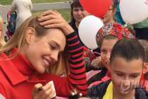 Супермодель Наталья Водянова рассказала о тяжелом детстве в Горьком