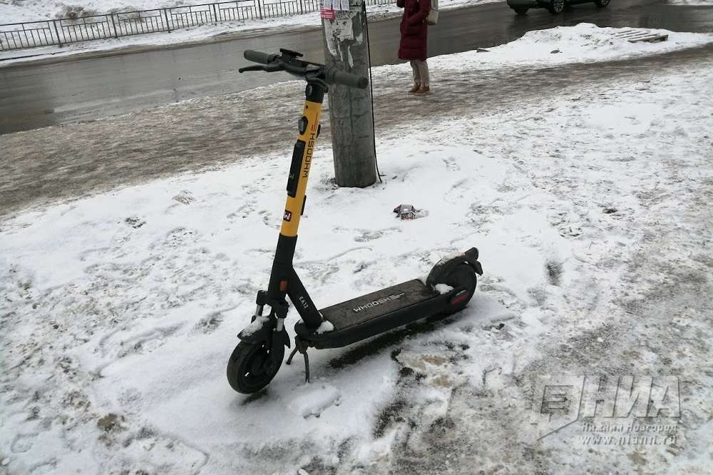 Автоюрист Воропаев разъяснил, реально ли обязать электросамокатчиков сдавать ПДД