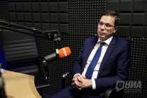 Юрий Шалабаев: Мэрия отказалась от переезда в ТЦ Этажи