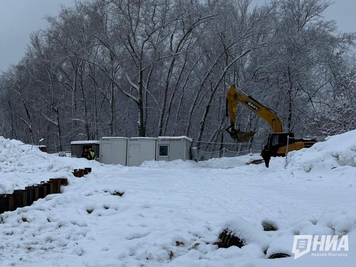 Площадку под станцию канатки через Оку готовят на проспекте Гагарина — фото