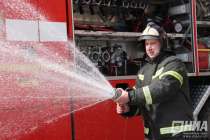 Двухэтажное здание вспыхнуло в центре Нижнего Новгорода