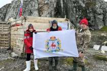 Путешественник Федор Конюхов поднял флаг Нижегородской области над Антарктидой
