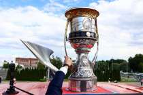 Дизайн Кубка Гагарина обновят к сезону 2026/2027